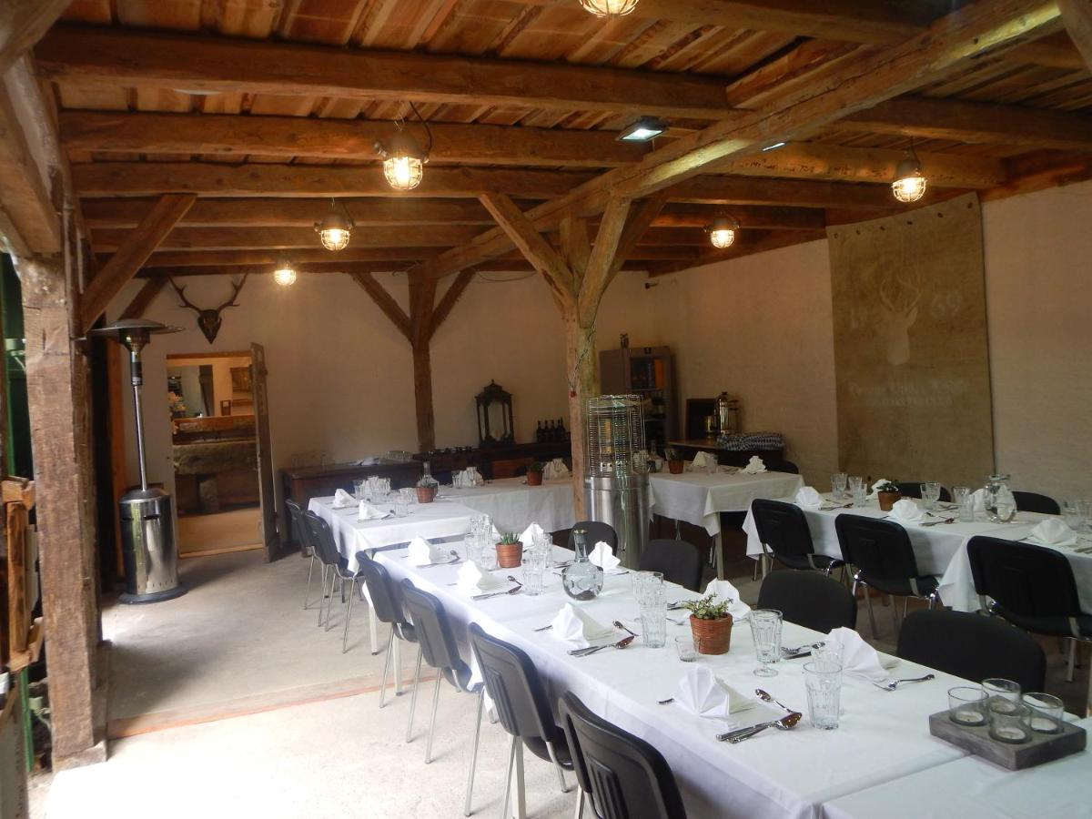 4 Sterne Wohnen "Zum Alten Forsthof" Am Schlosspark, App 3 "Wunnerbor" Eutin Exterior photo